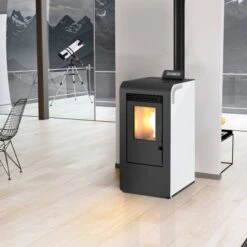 Poele à Granulés Giulia Evo -Top Chaleur poele a granules giulia evo giulia blanc